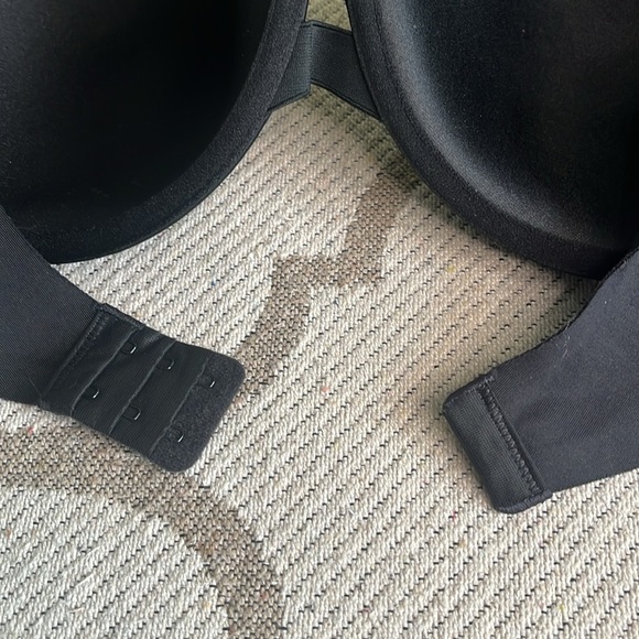 Warners No Side Effects Underarm-Smoothing Underwire Lightly Lined T-Shirt Bra - Picture 10 of 13